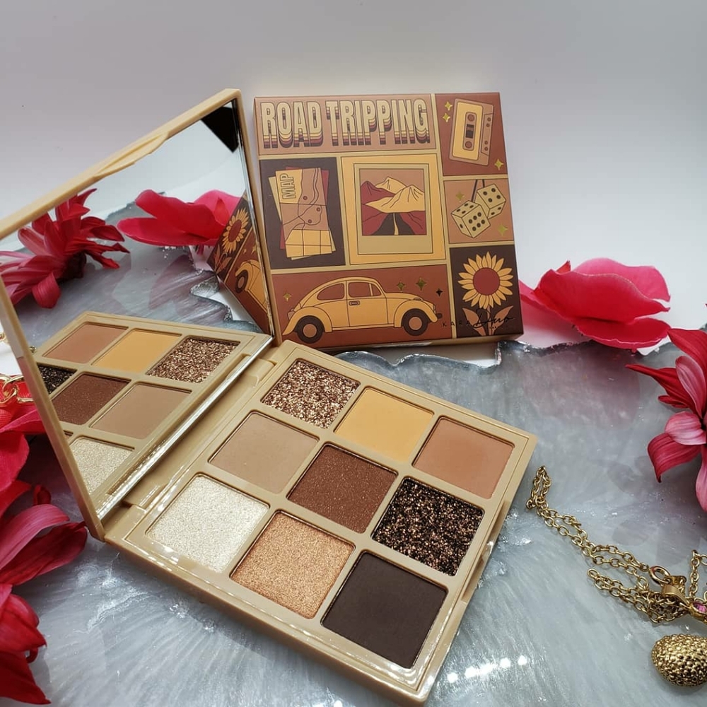 Kara Road Tripping Shadow palette